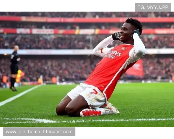 萨卡右路内切兜射破门，阿森纳一脚改写